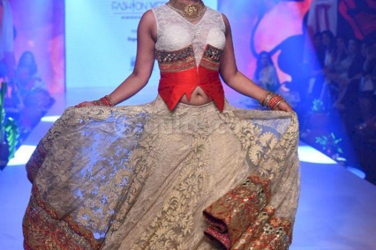 Rashmi's confident look on ramp